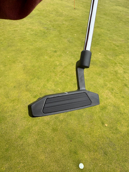 Ase AG2 Mallet Putter | Balanced Feel at Blackout Golf 