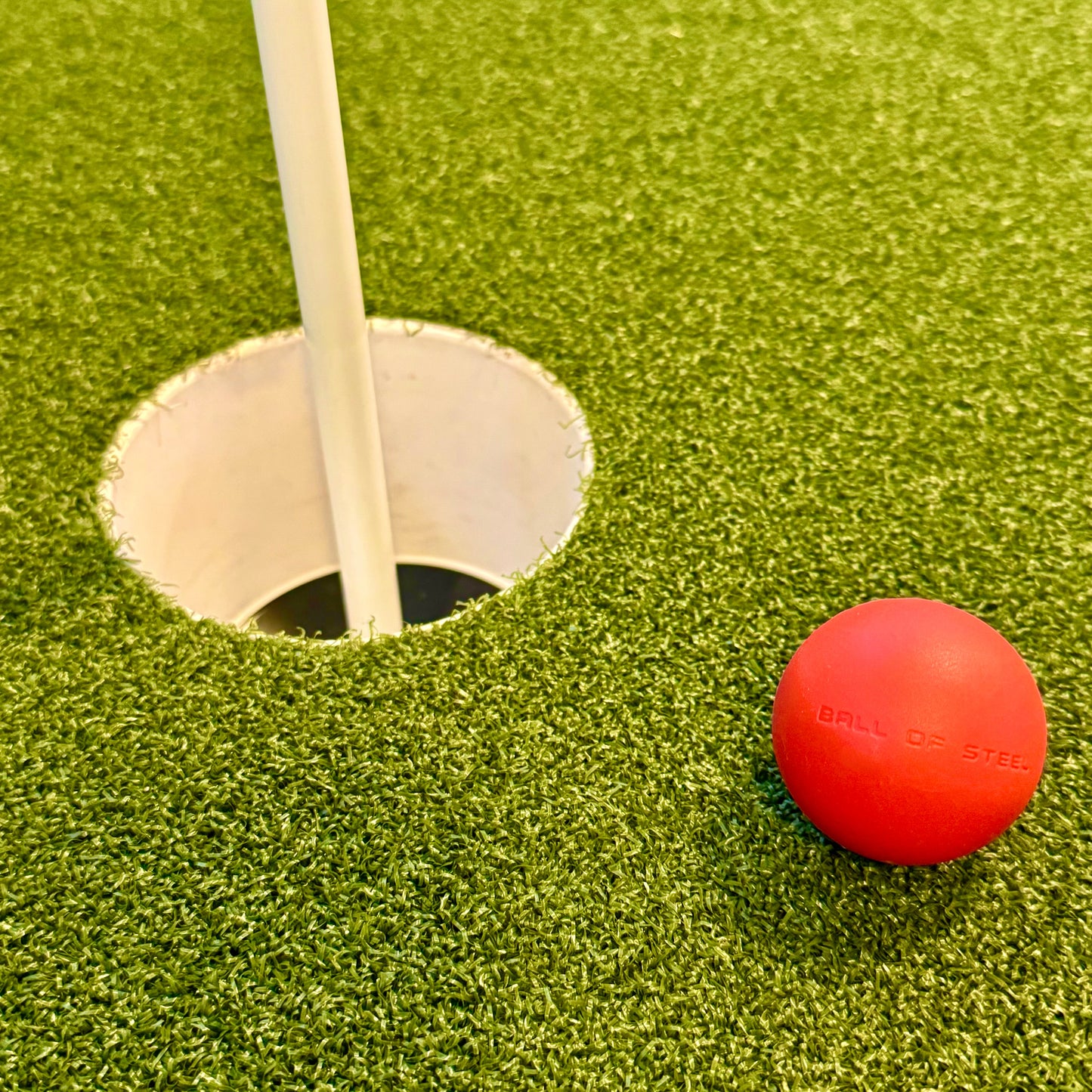 Ball of Steel | Solid Putt Training